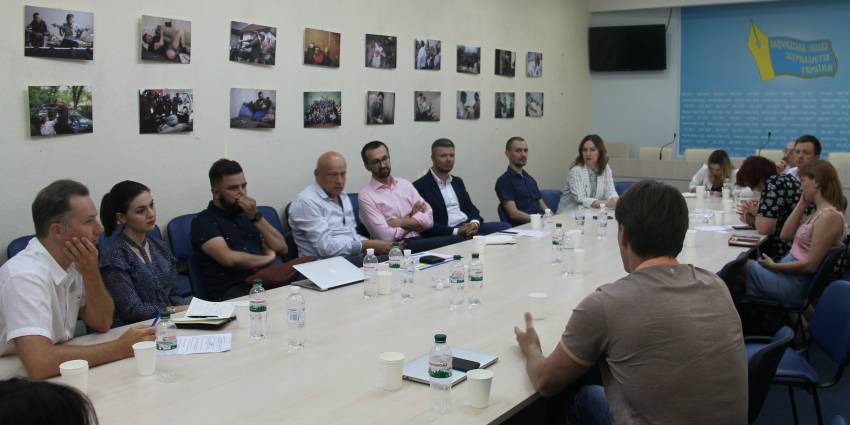 &laquo;Єврооптимістичні&raquo; консультації УРБ