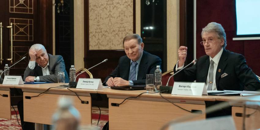 Серед бізнесу та політиків потрібно шукати партнерів, - Л.Кучма