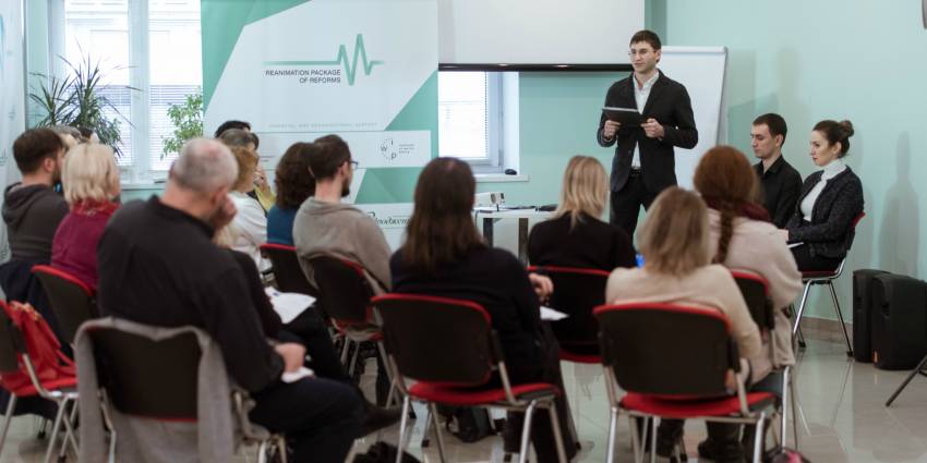 Зустріч з регіональними журналістами щодо створення Служби фінансових розслідувань